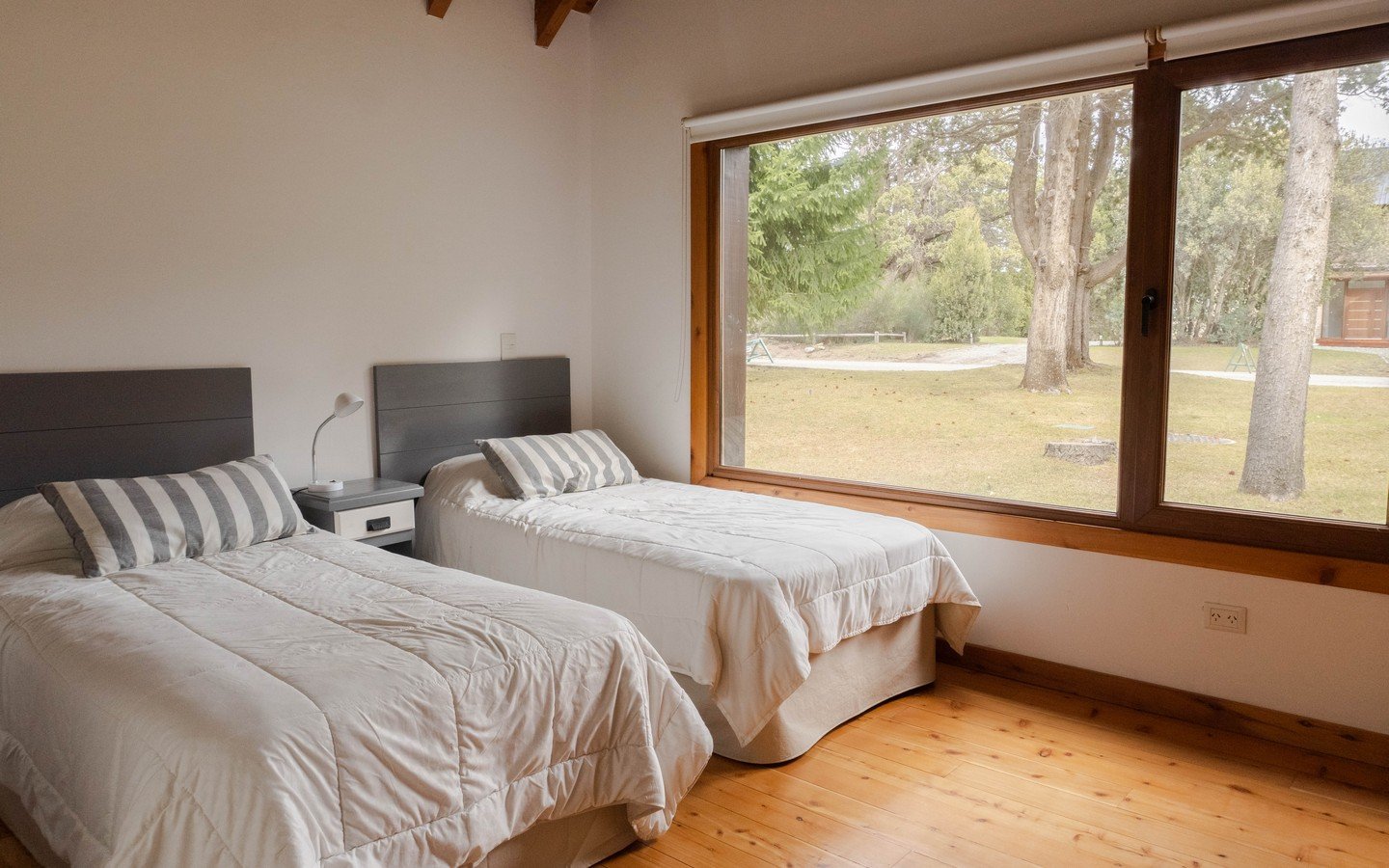 Casa en Arelauquen: barrio cerrado con vista al golf