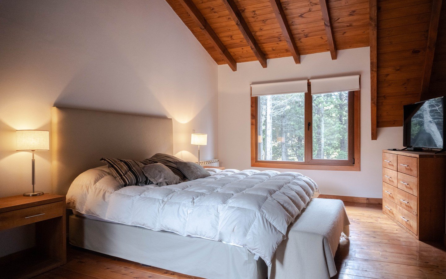 Casa en Arelauquen: barrio cerrado con vista al golf